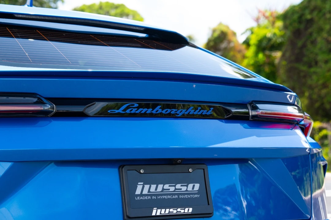 2019 Lamborghini Urus - Image 22 of 31