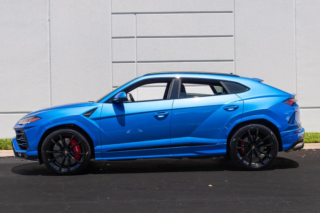 2019 Lamborghini Urus - Image 23 of 31