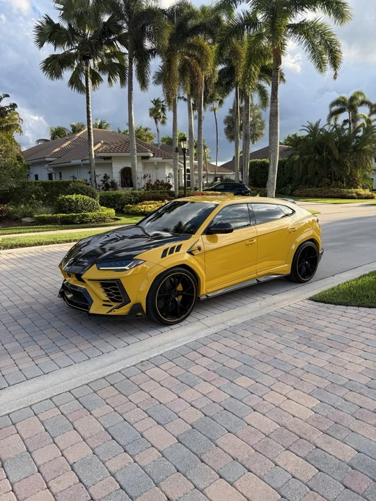 2019 Lamborghini Urus - Image 8 of 24