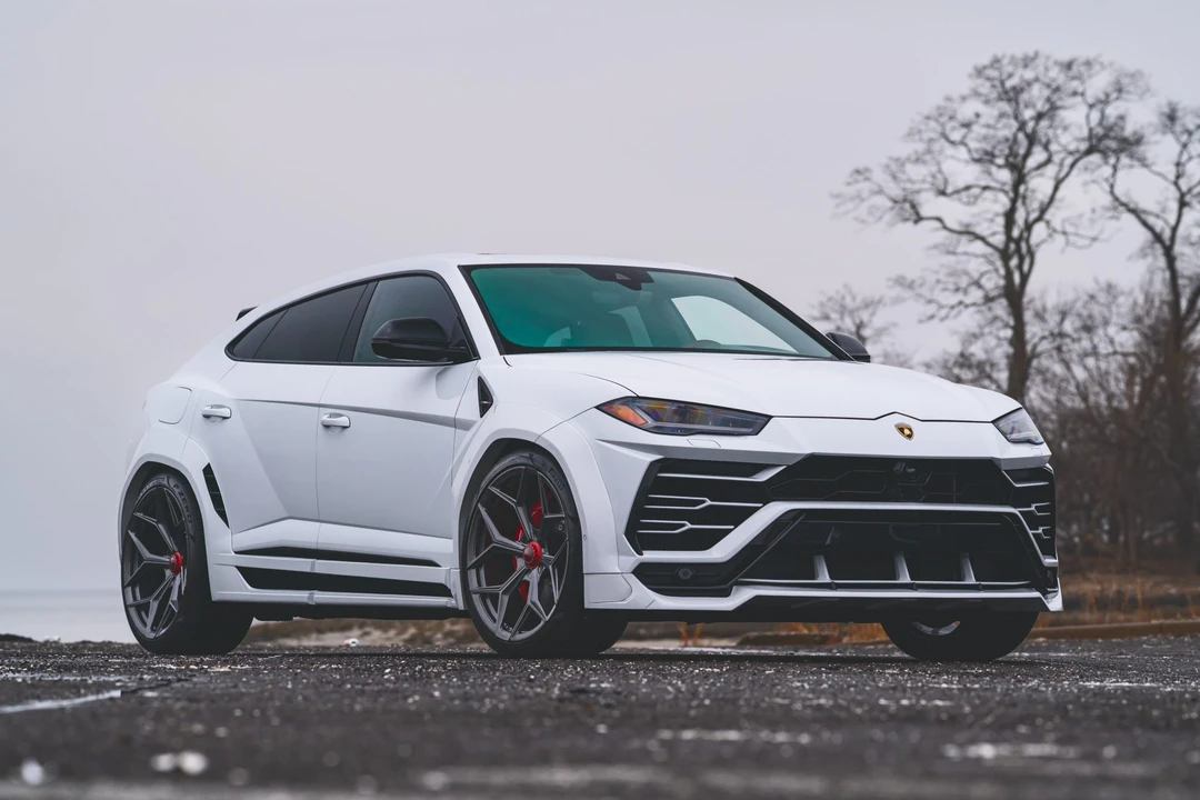 2019 Lamborghini Urus - Image 11 of 31