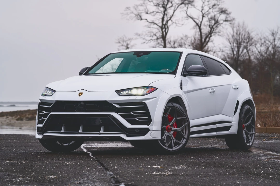 2019 Lamborghini Urus - Image 15 of 31