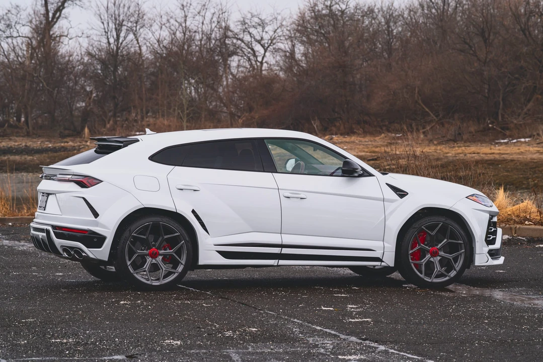 2019 Lamborghini Urus - Image 31 of 31