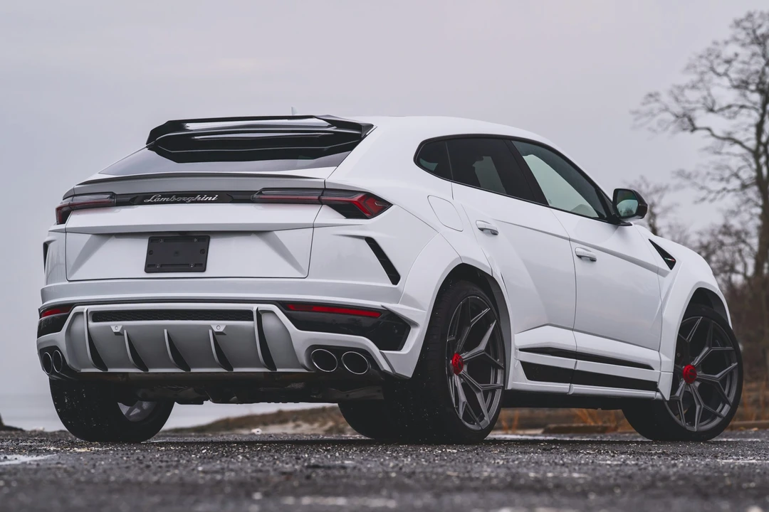 2019 Lamborghini Urus - Image 29 of 31