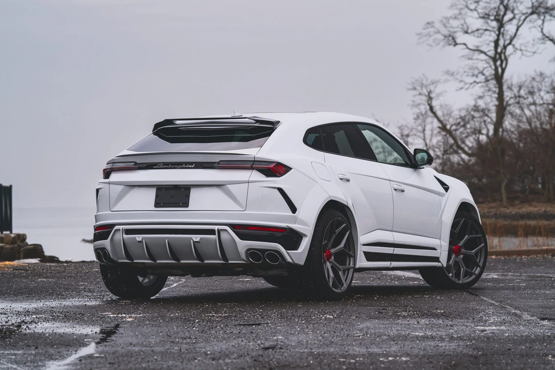 2019 Lamborghini Urus - Image 30 of 31