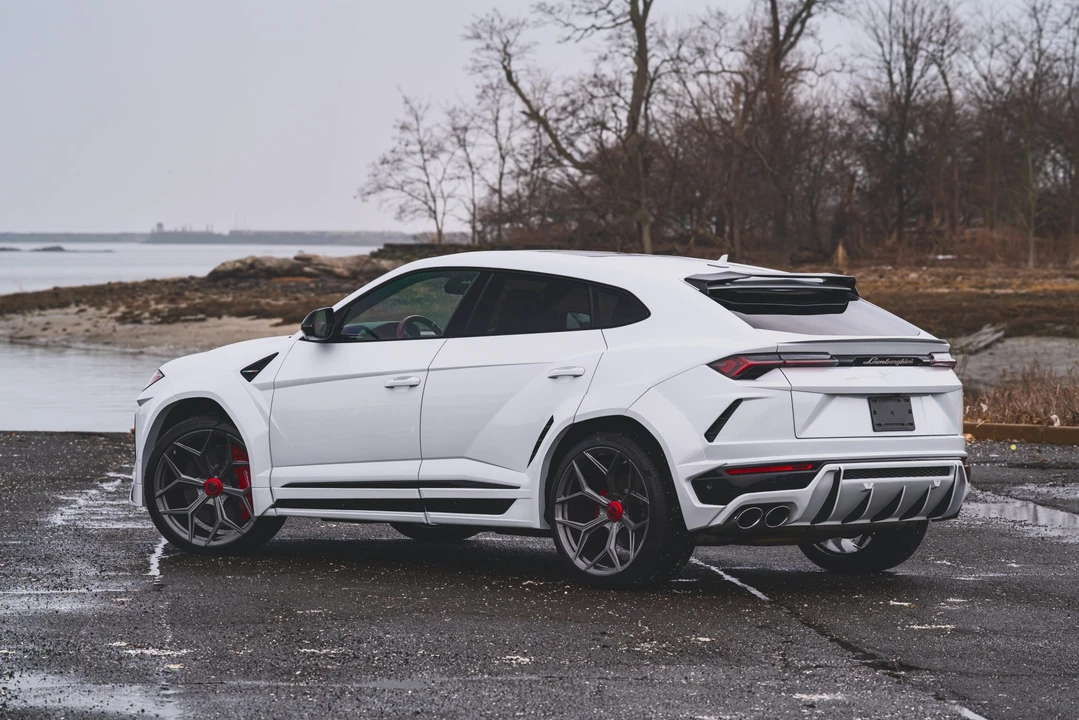 2019 Lamborghini Urus - Image 24 of 31