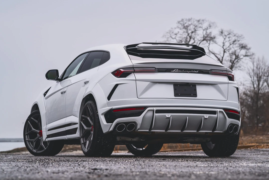 2019 Lamborghini Urus - Image 25 of 31
