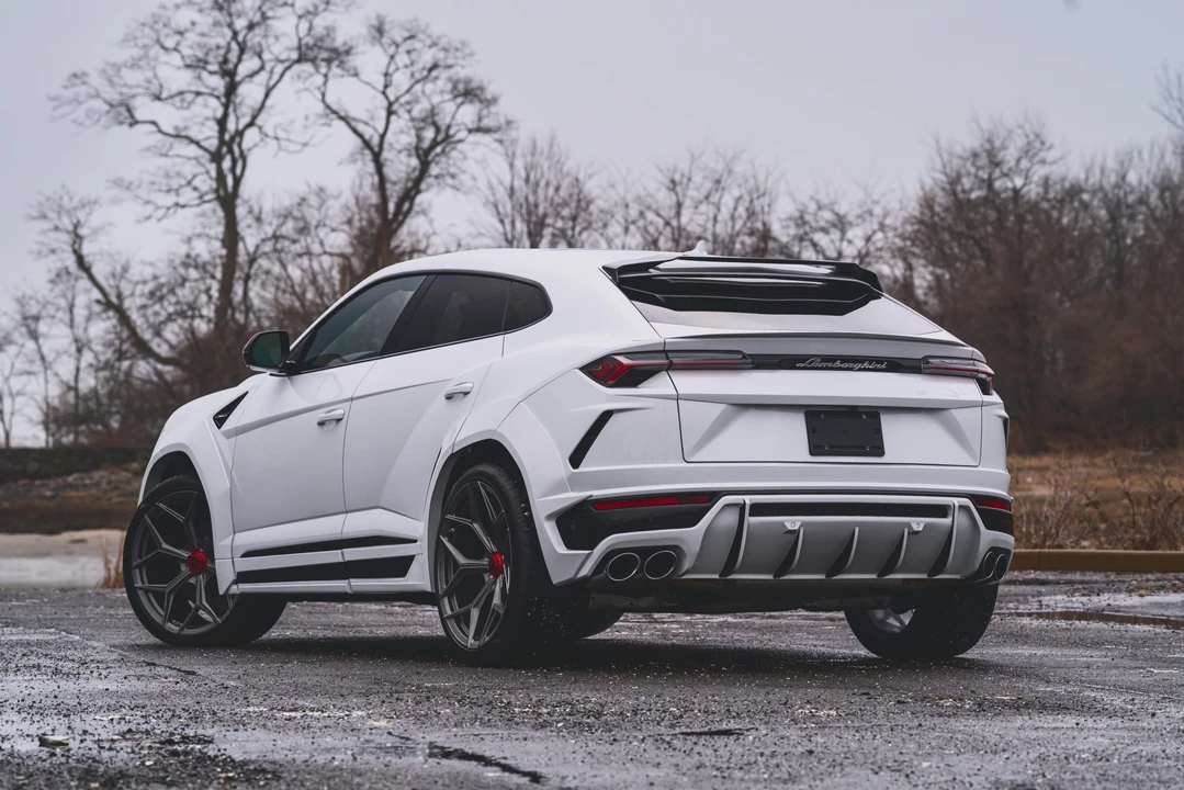 2019 Lamborghini Urus - Image 26 of 31