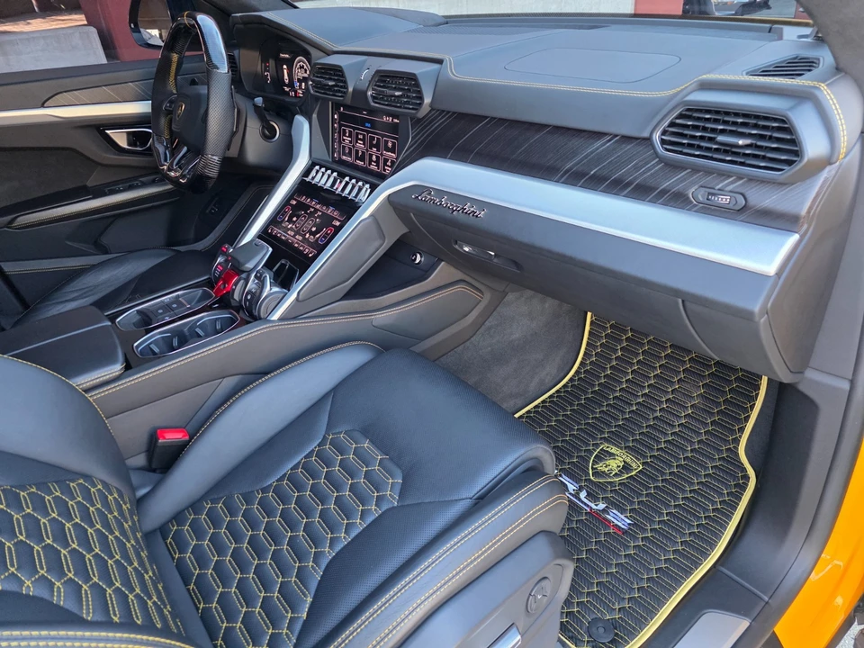 2019 Lamborghini Urus - Image 22 of 31