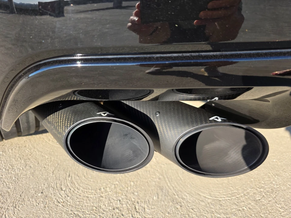 2019 Lamborghini Urus - Image 16 of 31