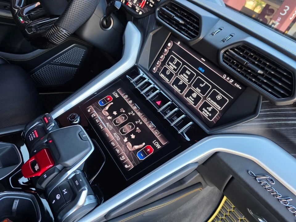 2019 Lamborghini Urus - Image 23 of 31