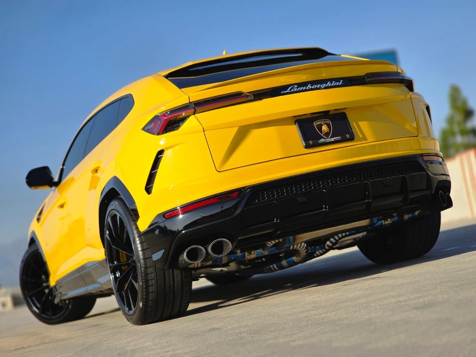 2019 Lamborghini Urus - Image 3 of 31