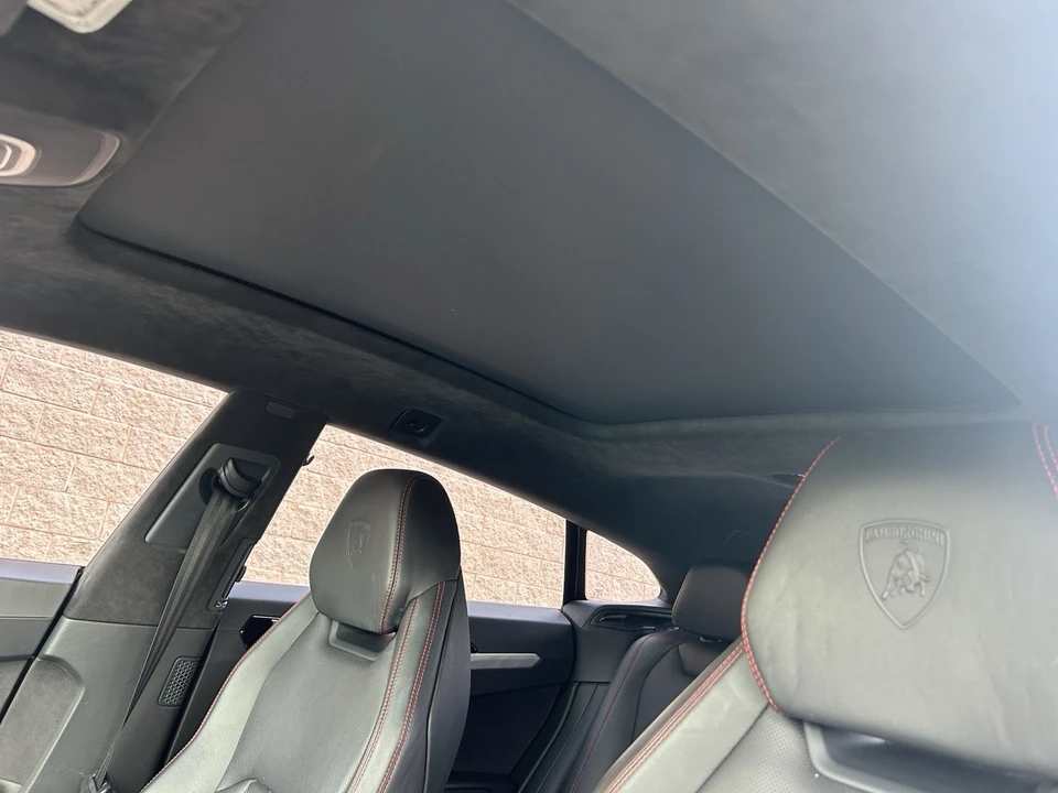 2019 Lamborghini Urus - Image 15 of 24