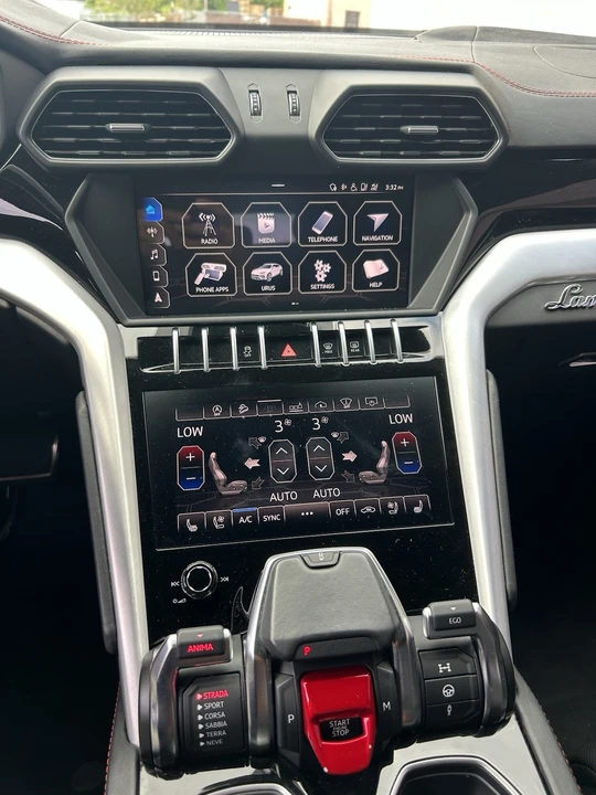 2019 Lamborghini Urus - Image 18 of 24