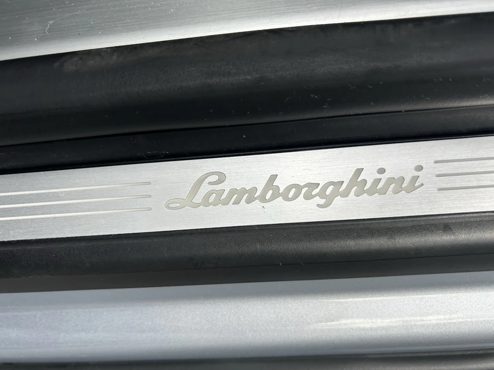 2019 Lamborghini Urus - Image 17 of 24