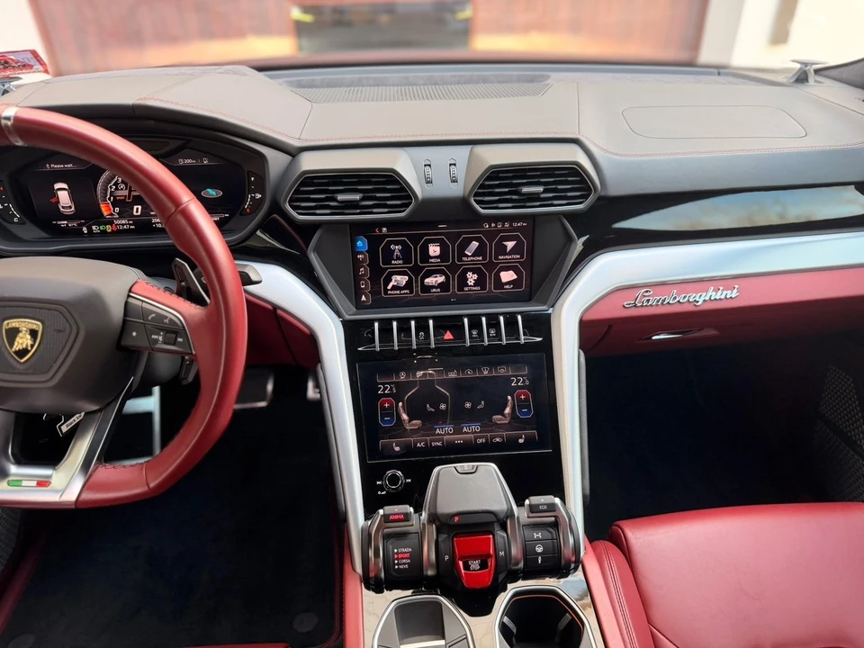 2019 Lamborghini Urus - Image 8 of 12