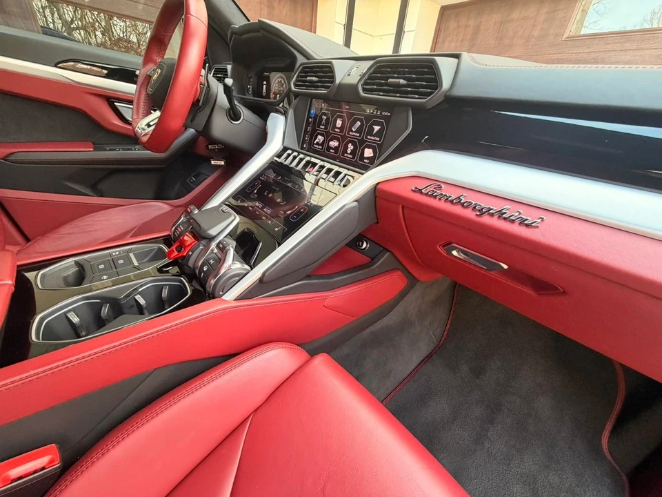 2019 Lamborghini Urus - Image 12 of 12