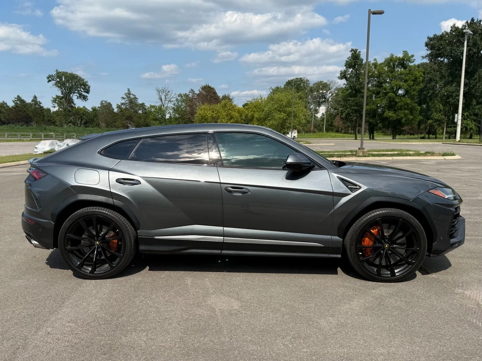 2019 Lamborghini Urus - Image 7 of 16