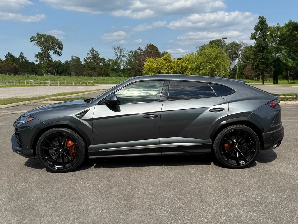 2019 Lamborghini Urus - Image 8 of 16