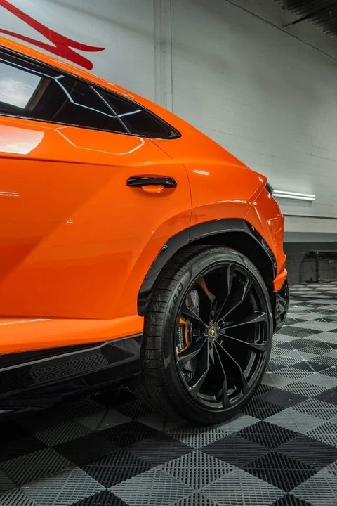 2019 Lamborghini Urus - Image 10 of 20