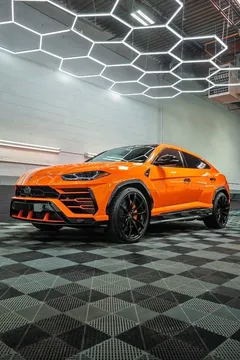 2019 Lamborghini Urus
