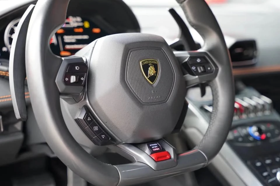 2019 Lamborghini Huracan LP580-2 - Image 9 of 17