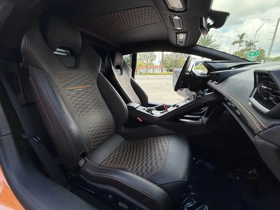 2019 Lamborghini Huracan LP580-2 - Image 2 of 17