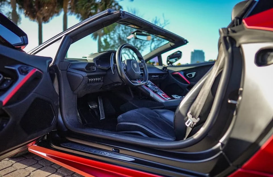 2019 Lamborghini Huracan LP580-2 - Image 14 of 15