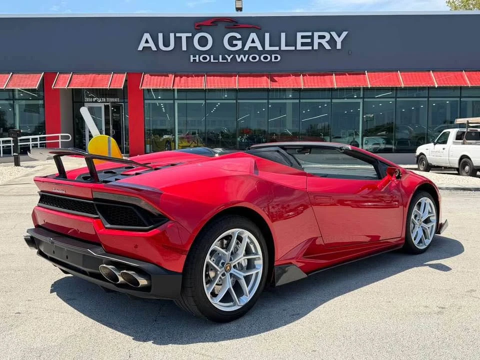 2019 Lamborghini Huracan LP580-2 - Image 2 of 14