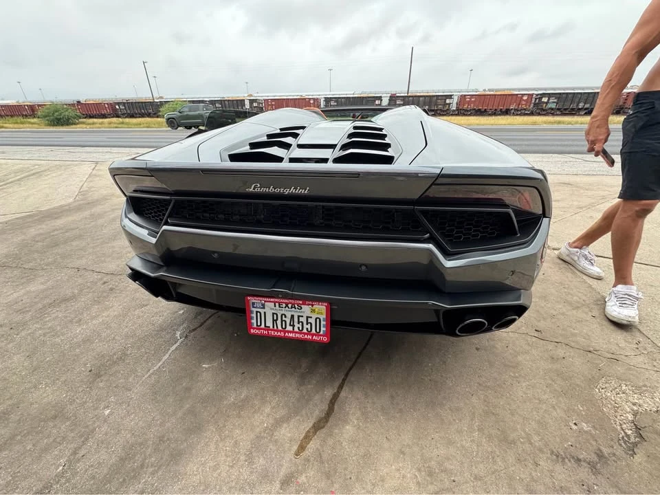 2019 Lamborghini Huracan LP580-2 - Image 9 of 16
