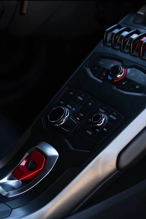 2019 Lamborghini Huracan LP580-2 - Image 8 of 11