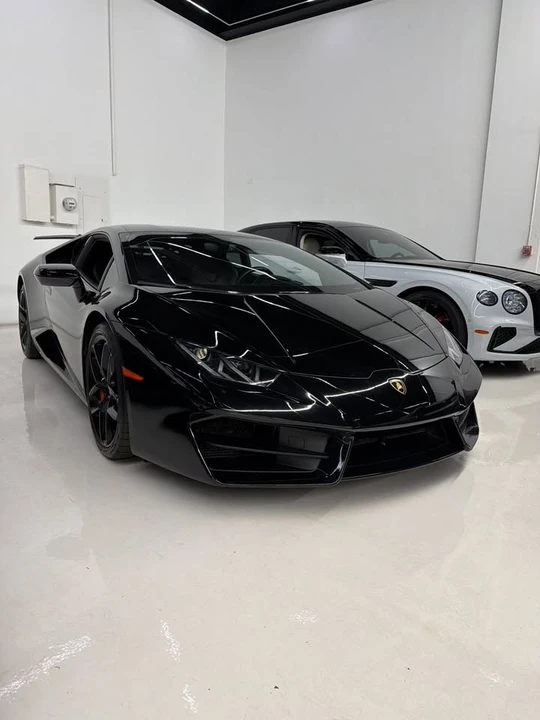 2019 Lamborghini Huracan LP580-2 - Image 3 of 5
