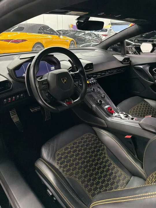 2019 Lamborghini Huracan LP580-2 - Image 4 of 5
