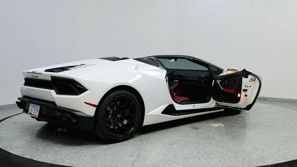 2019 Lamborghini Huracan LP580-2 - Image 11 of 20