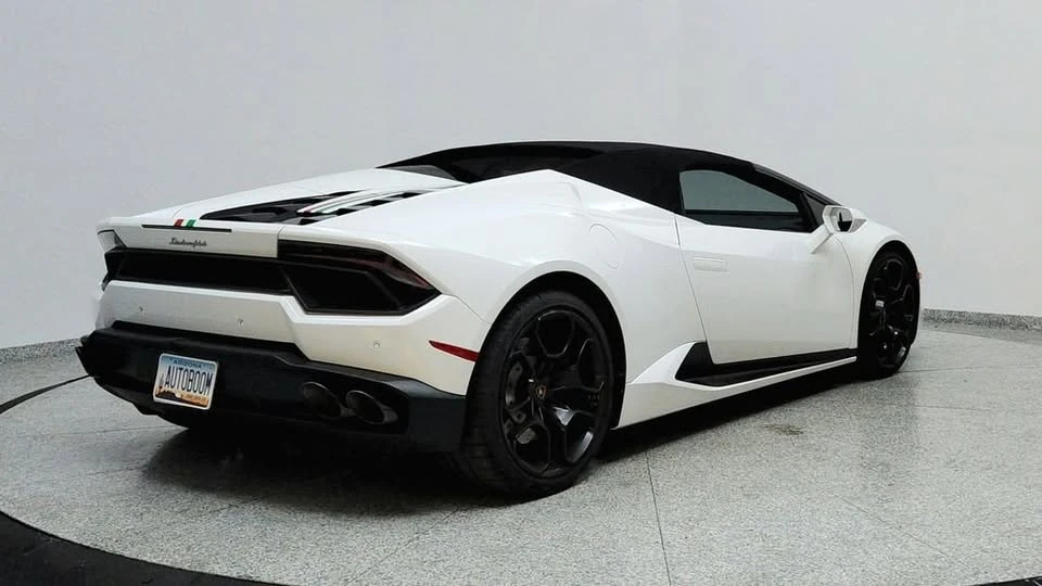2019 Lamborghini Huracan LP580-2 - Image 5 of 20