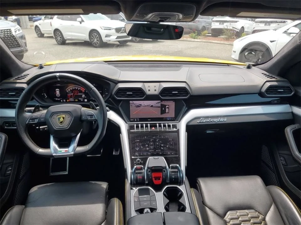 2019 Lamborghini Urus - Image 12 of 20