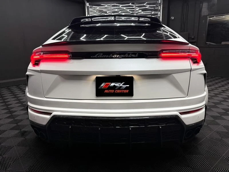 2019 Lamborghini Urus - Image 5 of 19