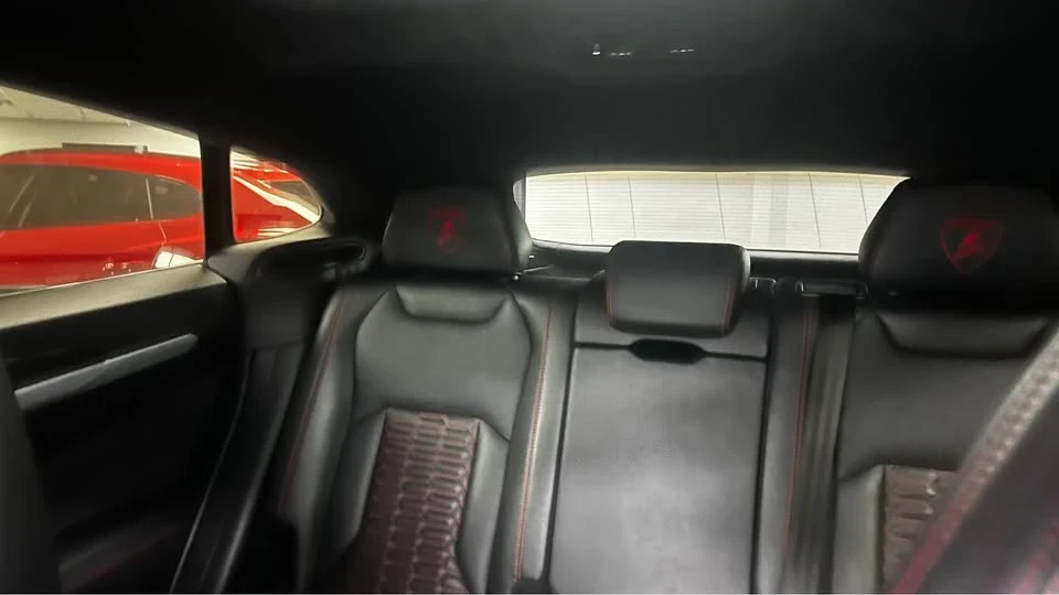 2019 Lamborghini Urus - Image 10 of 10