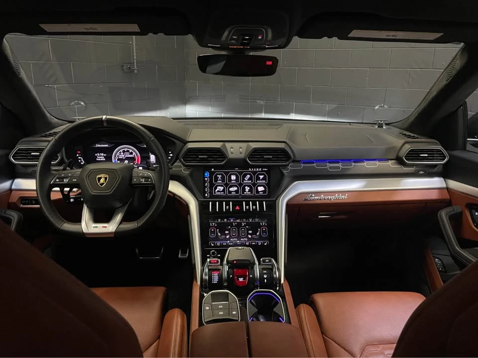 2019 Lamborghini Urus - Image 6 of 14