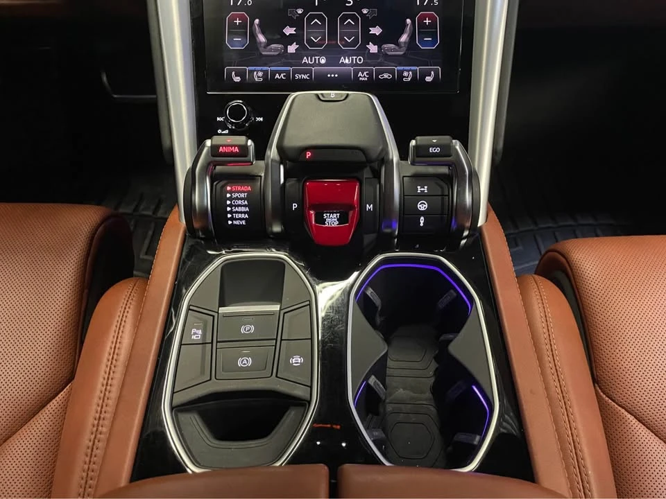 2019 Lamborghini Urus - Image 7 of 14