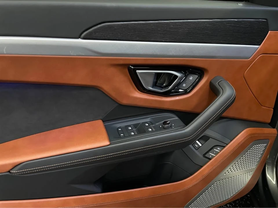 2019 Lamborghini Urus - Image 4 of 14