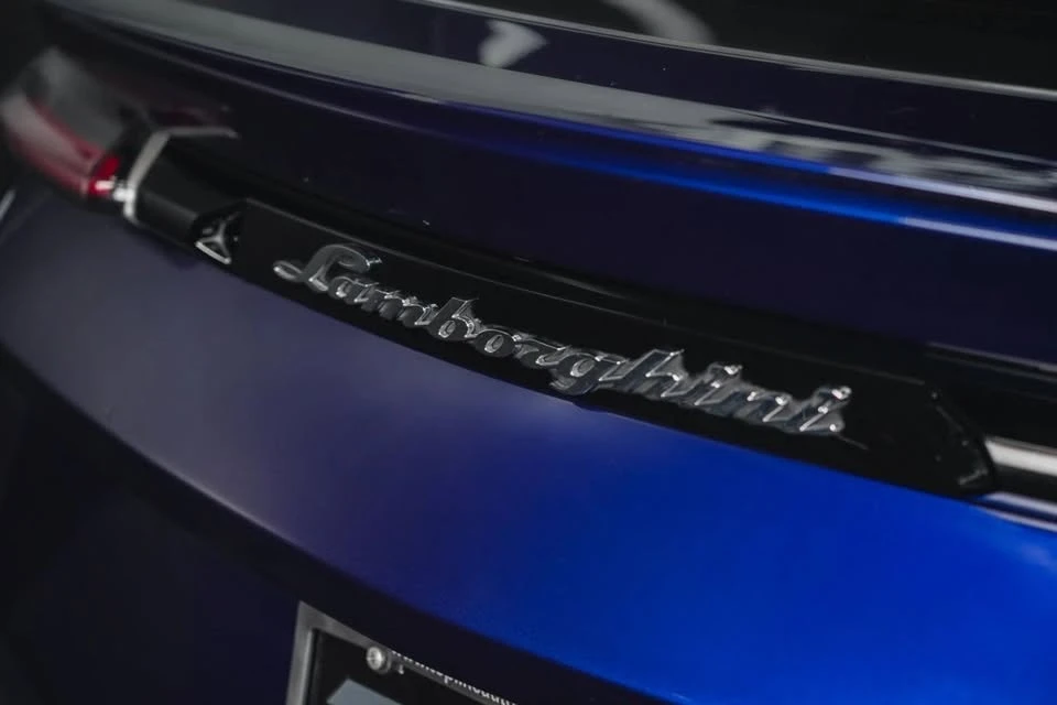 2019 Lamborghini Urus - Image 16 of 20