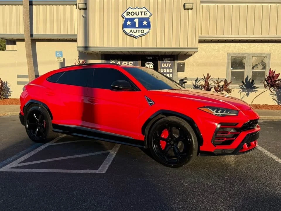 2019 Lamborghini Urus - Image 10 of 13