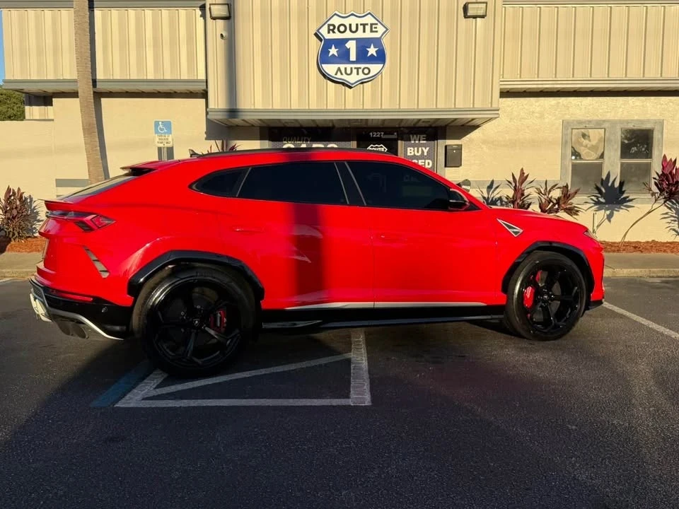 2019 Lamborghini Urus - Image 12 of 13