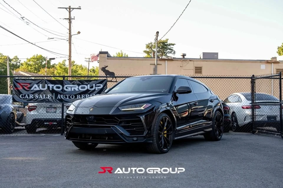2019 Lamborghini Urus - Image 2 of 15