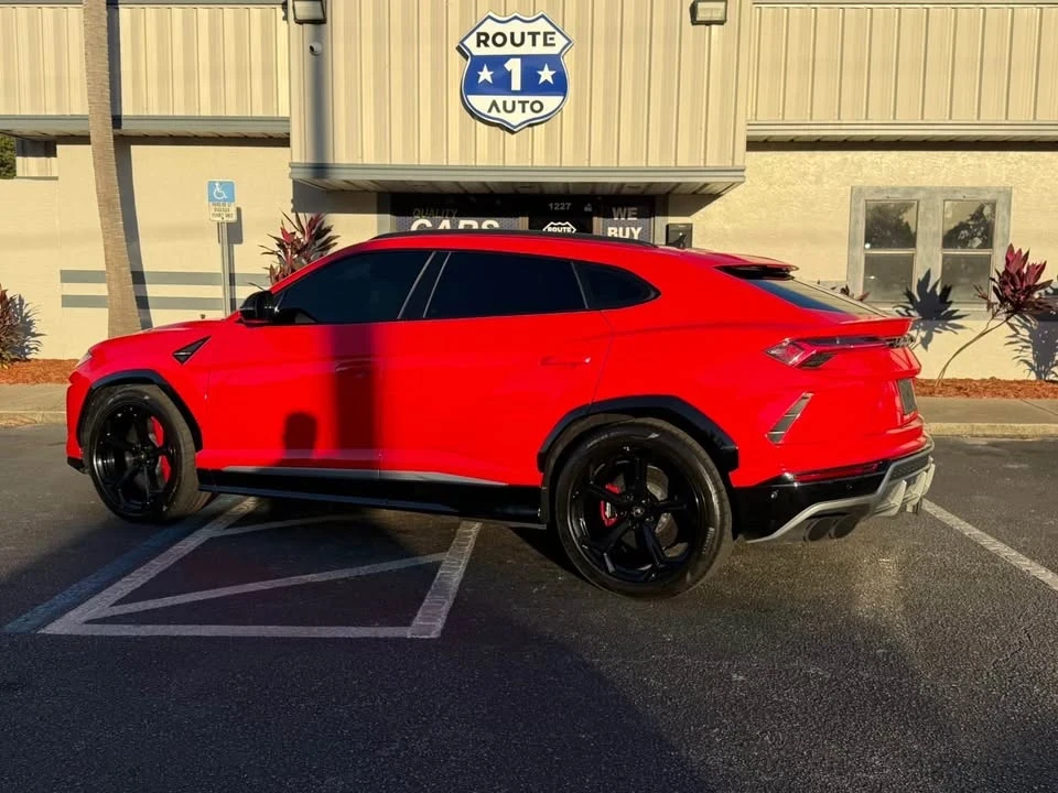2019 Lamborghini Urus - Image 9 of 13