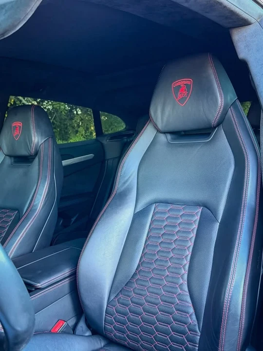 2019 Lamborghini Urus - Image 15 of 16
