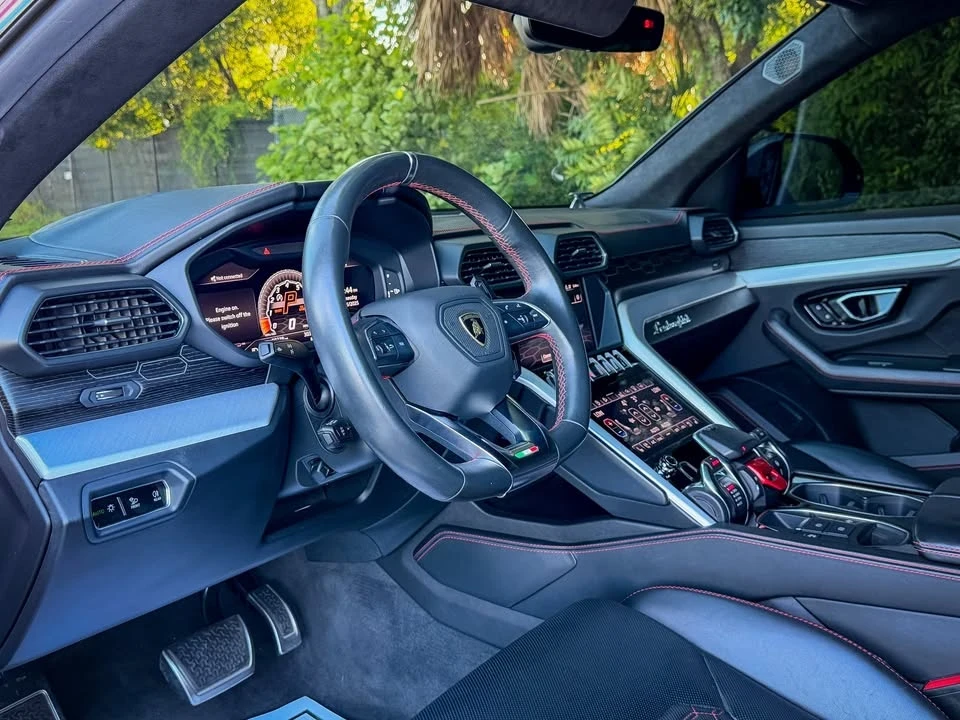 2019 Lamborghini Urus - Image 8 of 16