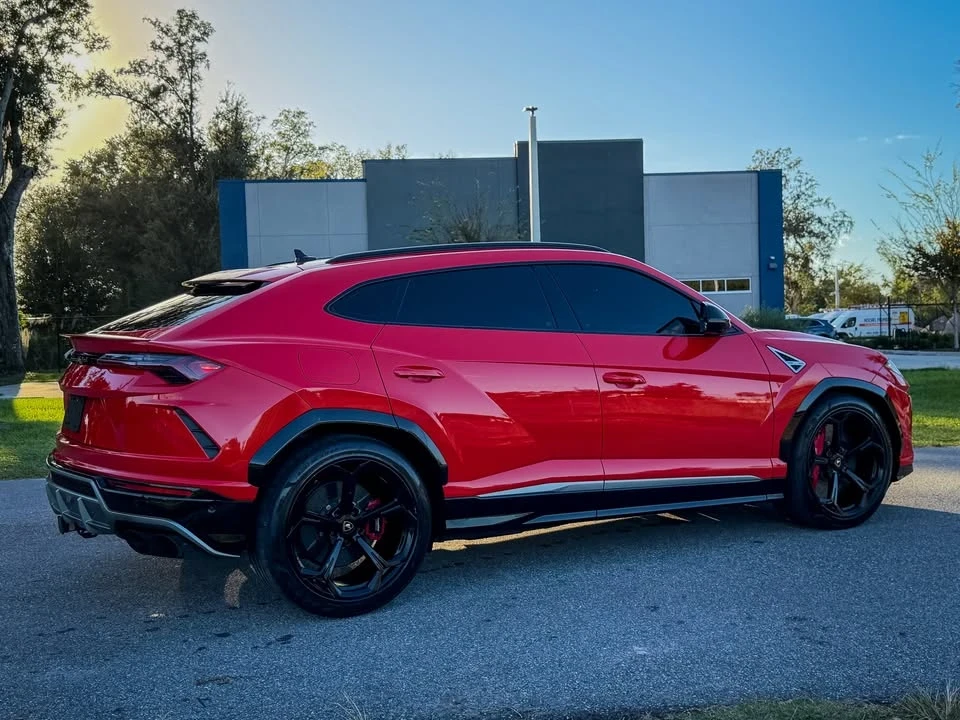 2019 Lamborghini Urus - Image 4 of 15