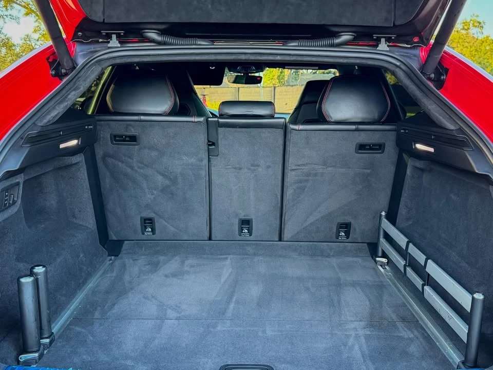 2019 Lamborghini Urus - Image 7 of 15
