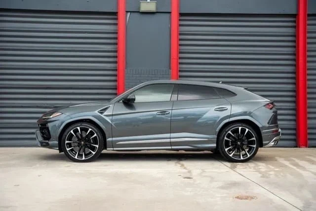 2019 Lamborghini Urus - Image 8 of 19